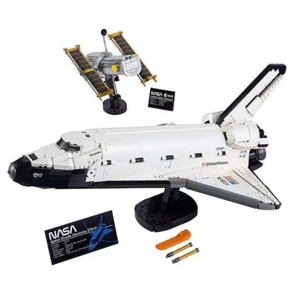 Creative NASA Space Shuttle Discovery Building Block Toy (LEGO-Compatible)