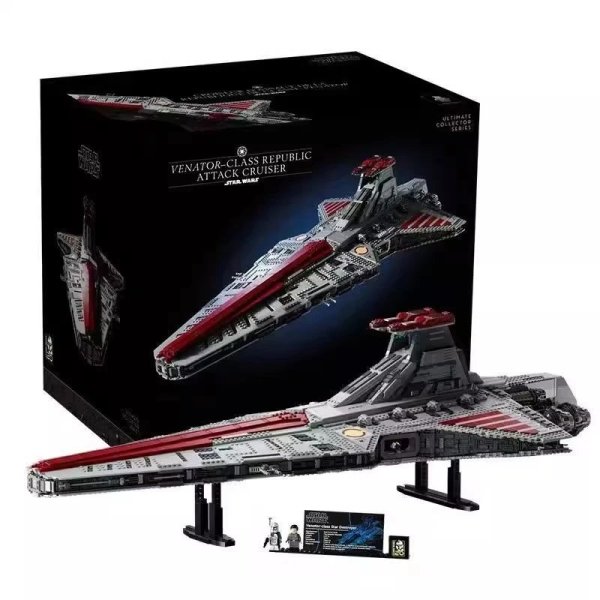 Compatible with LEGO-style building blocks: Star Wars Venator-class Cruiser